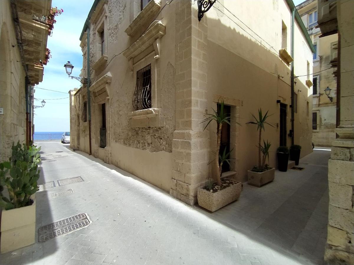 La Punta Di Ortigia Holiday Home Siraküza Dış mekan fotoğraf