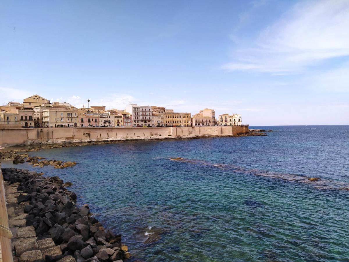 La Punta Di Ortigia Holiday Home Siraküza Dış mekan fotoğraf